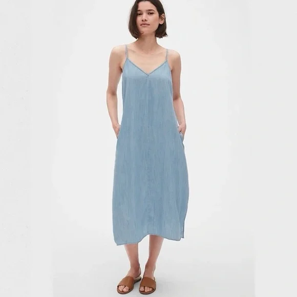Gap Cami Midi Dress in Tencel Denim Style V-Neck Dress Size: Large - Picture 1 of 7